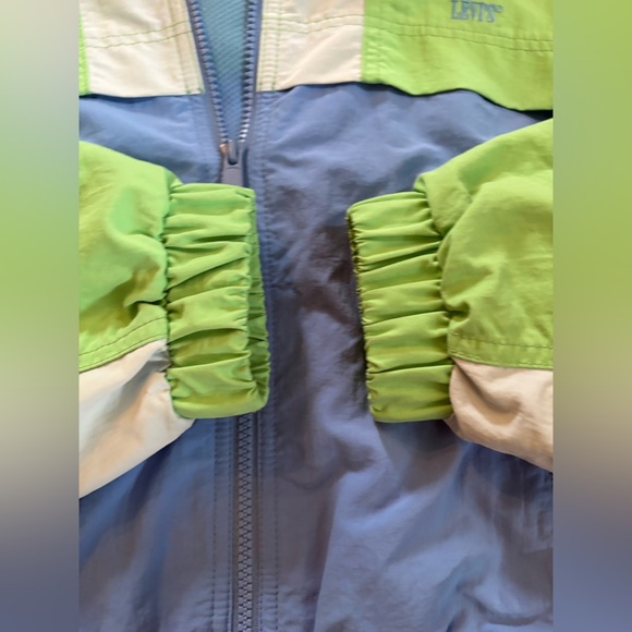 Levi’s wind breaker jacket - Picture 5 of 10